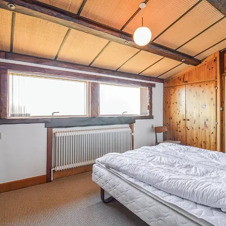 Three-bedroom In Ulfborg