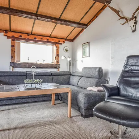 Ferienhaus Three-bedroom In