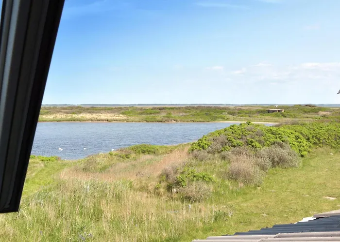 Casa vacanze Three-bedroom In *